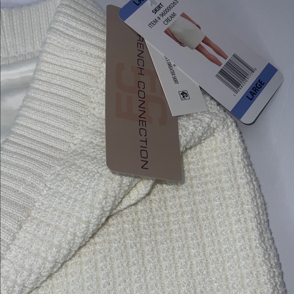 Women’s French Connection Cream Textured Knit Mini Skirt Large - Picture 3 of 8